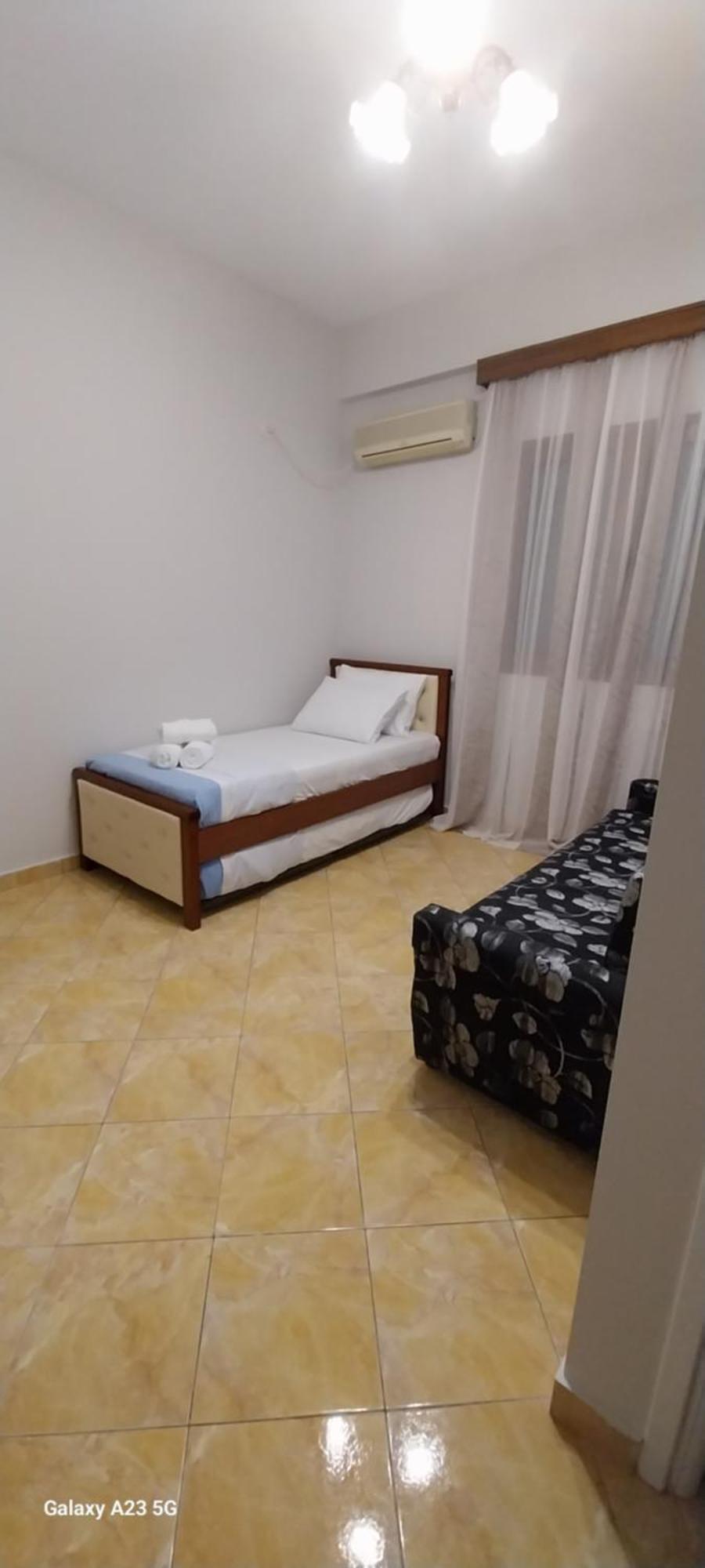 Collaku Apartment's *