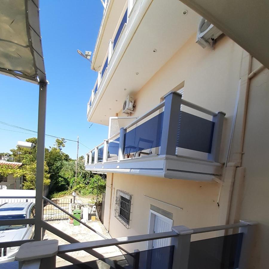 Collaku Apartment's