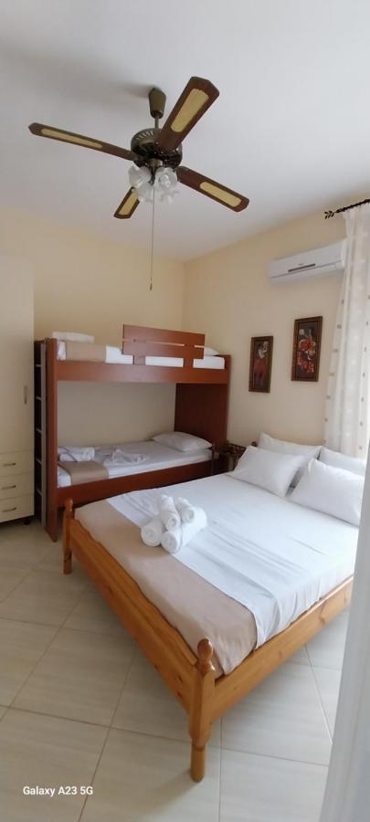 Collaku Apartment's *